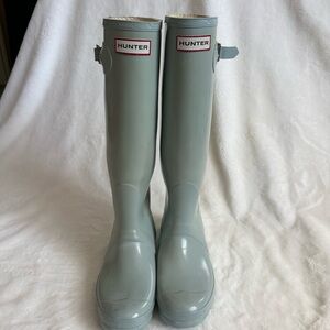 Hunter Light Blue Rain Boots with Black Socks